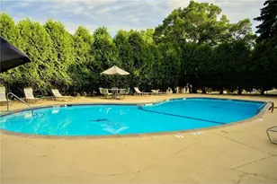 1601 N Innsbruck Dr, Fridley, MN 55432 - Photo 14