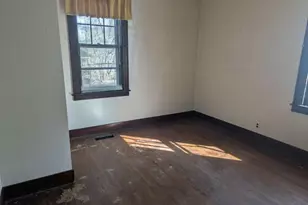 343 N 3rd St, New Richmond, WI 54017 - Photo 10