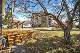 217 Hanley Rd, Golden Valley, MN 55426 - Photo 72