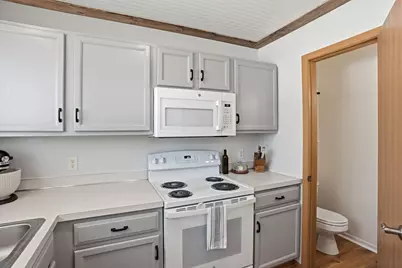 7770 Village Street, Chanhassen, MN 55317 - Photo 8