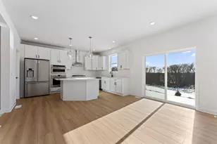 22425 Olivia Ct, Rogers, MN 55374 - Photo 4