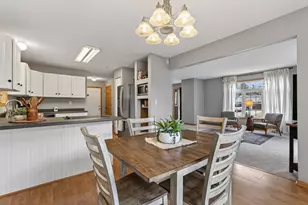 605 10th Ave NW, Dodge Center, MN 55927 - Photo 14