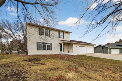 605 10th Avenue NW, Dodge Center, MN 55927 - Photo 1