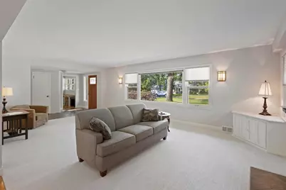 15 Saint Albans Road E, Hopkins, MN 55305 - Photo 8