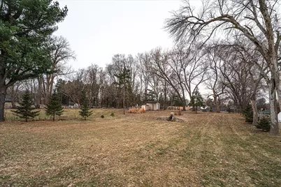 2697 Stillwater Road E, Maplewood, MN 55119 - Photo 34