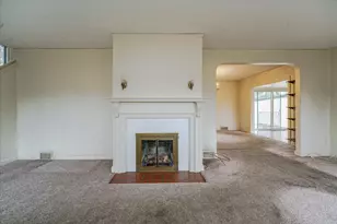 2697 Stillwater Rd E, Maplewood, MN 55119 - Photo 6