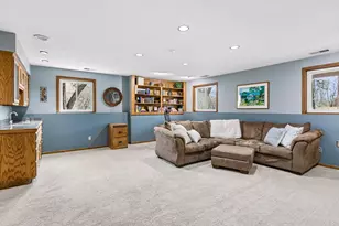 9895 31st Ave N, Plymouth, MN 55441 - Photo 12