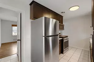 5932 Hampshire Ave N, Crystal, MN 55428 - Photo 6