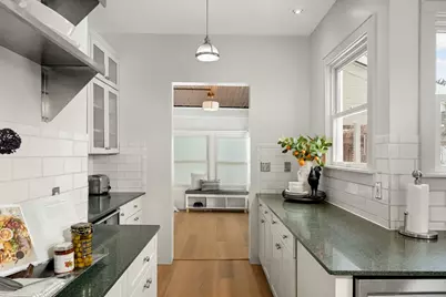 2418 Pillsbury Avenue S, Minneapolis, MN 55404 - Photo 14