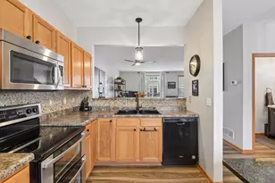 1776 Riverside Dr, Shakopee, MN 55379 - Photo 2