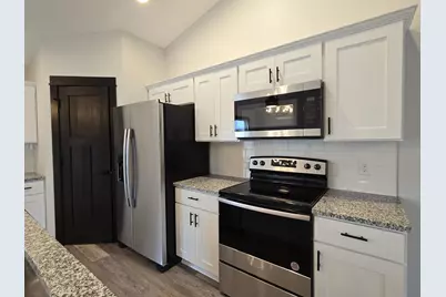 2 Marie Circle, Elysian, MN 56028 - Photo 6