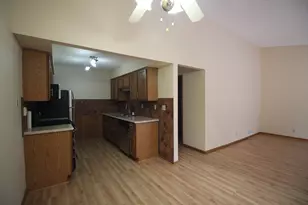 3758 Robin Ln, Eagan, MN 55122 - Photo 2