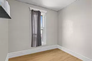 1801 E 4th St, Duluth, MN 55812 - Photo 4