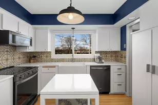 7924 35th Ave N, Crystal, MN 55427 - Photo 10