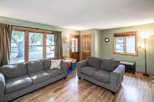1949 Barry Dr, Newport, MN 55055 - Photo 6
