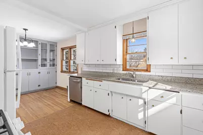 21 7th Avenue N, Hopkins, MN 55343 - Photo 10