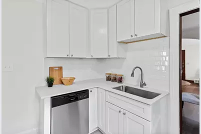 620 Upton Avenue S, Minneapolis, MN 55405 - Photo 6