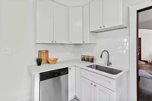 620 Upton Ave S, Minneapolis, MN 55405 - Photo 6