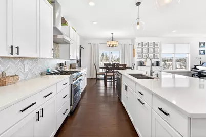 1944 Parker Street, Mora, MN 55051 - Photo 16