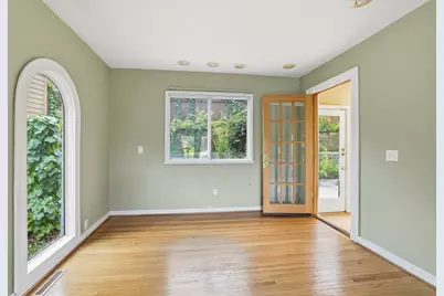 233 Groveland Avenue, Minneapolis, MN 55403 - Photo 14