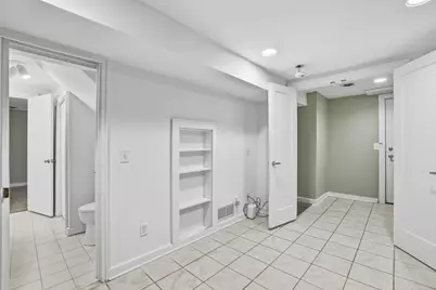 233 Groveland Avenue, Minneapolis, MN 55403 - Photo 20