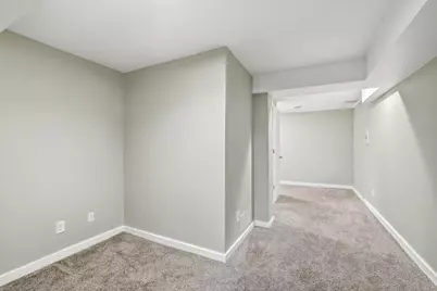 233 Groveland Avenue, Minneapolis, MN 55403 - Photo 26