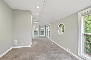 233 Groveland Ave, Minneapolis, MN 55403 - Photo 16