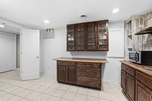 233 Groveland Ave, Minneapolis, MN 55403 - Photo 22