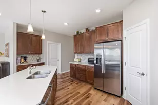 1157 Fabel Ln, Waconia, MN 55387 - Photo 4