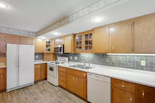 715 1st St SE, New Prague, MN 56071 - Photo 8