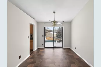 7062 Sherwood Road, Woodbury, MN 55125 - Photo 12