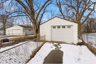 1195 Colette Place, Saint Paul, MN 55116 - Photo 2