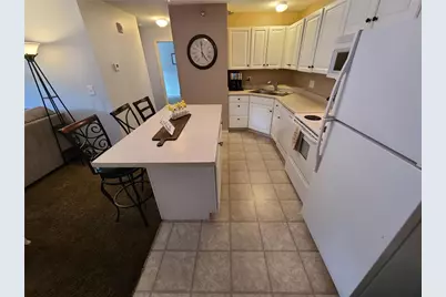 871 37th Avenue NW #C, Rochester, MN 55901 - Photo 4