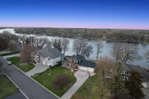 701 W River Pkwy, Champlin, MN 55316 - Photo 104