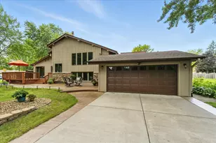 8100 Wynnwood Rd, Golden Valley, MN 55427 - Photo 1
