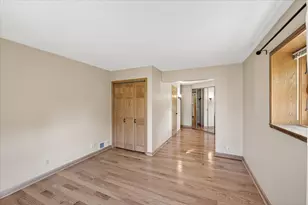 8100 Wynnwood Rd, Golden Valley, MN 55427 - Photo 16