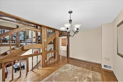 8100 Wynnwood Road, Golden Valley, MN 55427 - Photo 20