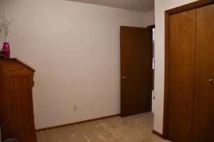 131 Belleville Ct, Thief River Falls, MN 56701 - Photo 16