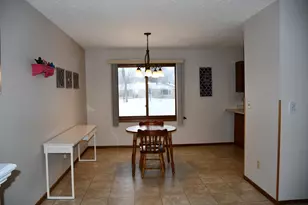 131 Belleville Ct, Thief River Falls, MN 56701 - Photo 8
