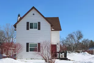 622 St Paul Ave S, Thief River Falls, MN 56701 - Photo 34