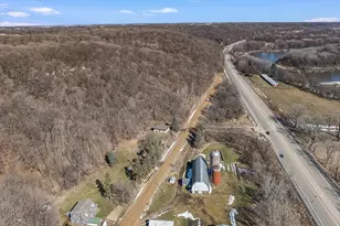 48050 Old River Bluff Rd, Saint Peter, MN 56082 - Photo 42