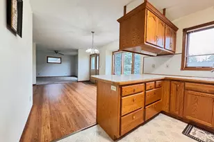 608 Forest View Ave, Park Rapids, MN 56470 - Photo 4