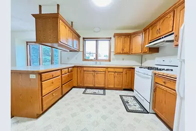 608 Forest View Avenue, Park Rapids, MN 56470 - Photo 2