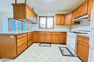 608 Forest View Ave, Park Rapids, MN 56470 - Photo 2