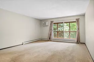 2011 E 122nd St, Burnsville, MN 55337 - Photo 8