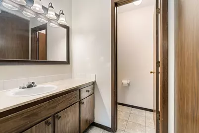 2011 E 122nd Street #D24, Burnsville, MN 55337 - Photo 12