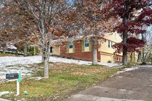 5207 Doncaster Way, Edina, MN 55436 - Photo 4