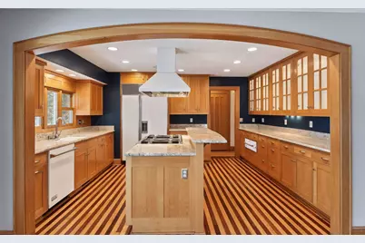 5207 Doncaster Way, Edina, MN 55436 - Photo 2