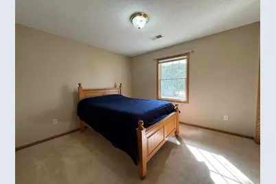 814B Southview Court W, Marshall, MN 56258 - Photo 8