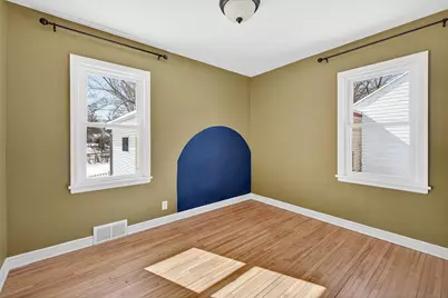 2538 4th Avenue E, North Saint Paul, MN 55109 - Photo 14